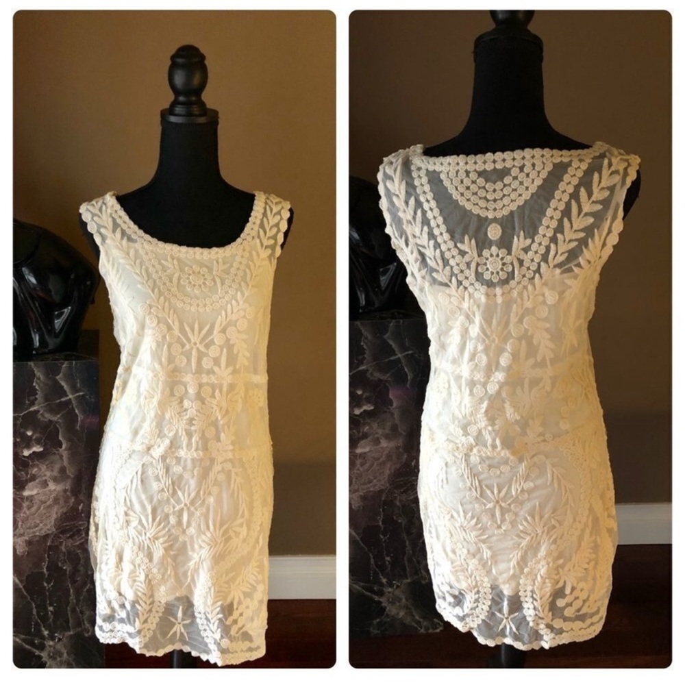 Elegant Cream Lace Dress